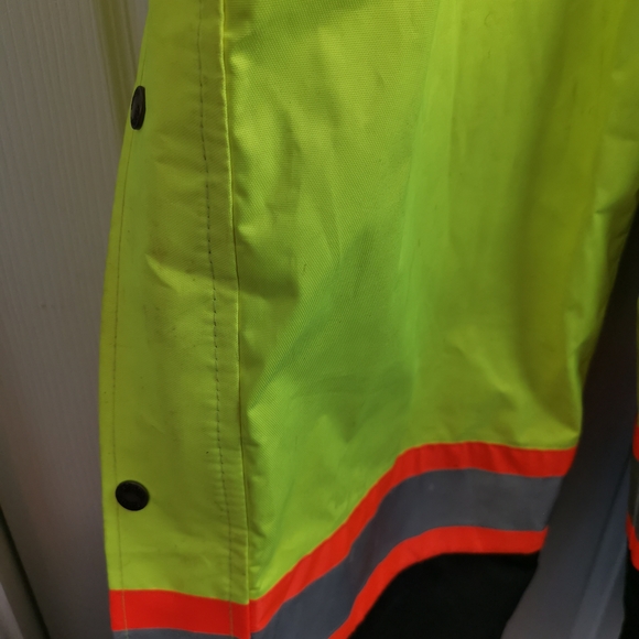 High-Visibility Work Pants - Picture 7 of 8